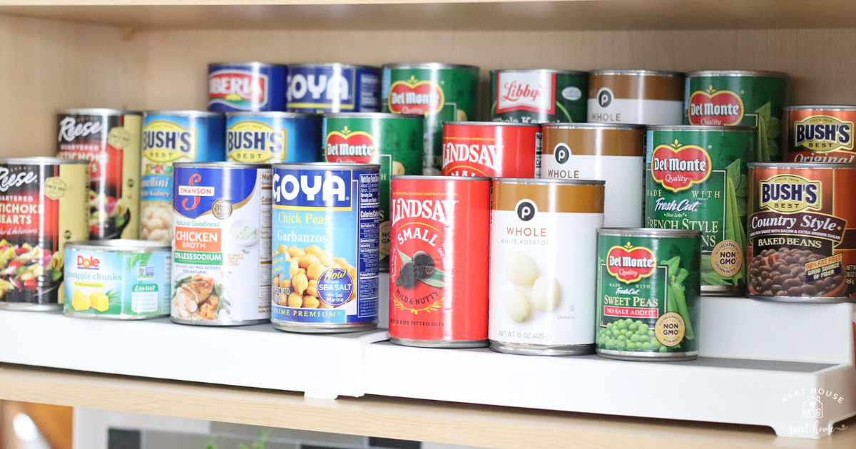 “Canned Foods in Emergency Preparedness: A Critical Component of Disaster Response”