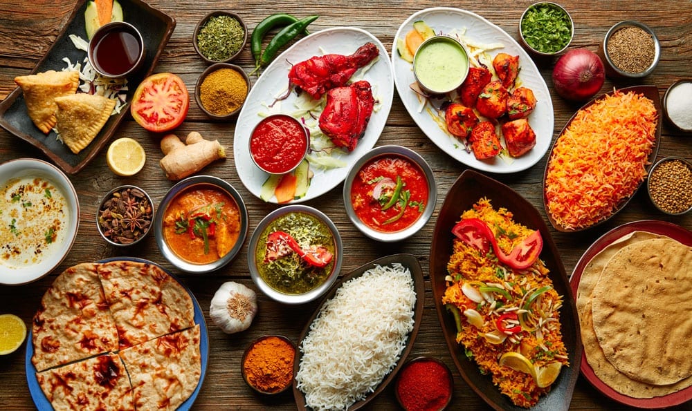 “From Street to Table: Unveiling the Delights of Ethnic Street Foods”